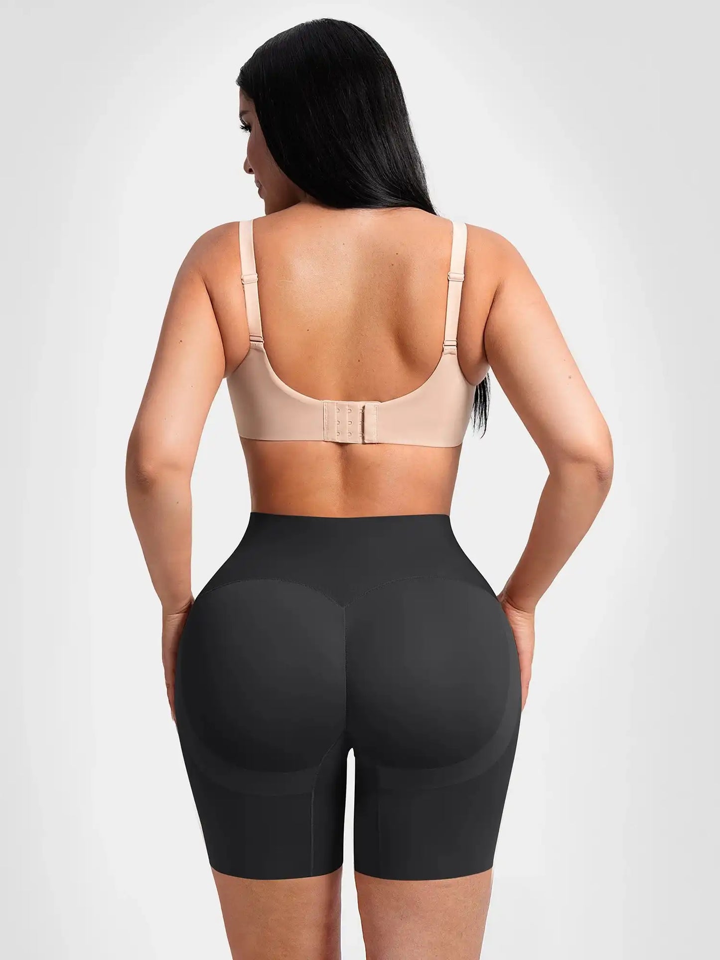 Smoothing Seamless Shorts