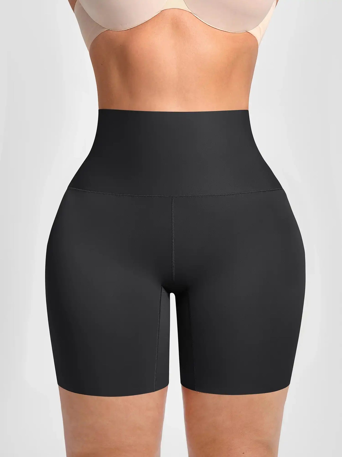 Smoothing Seamless Shorts