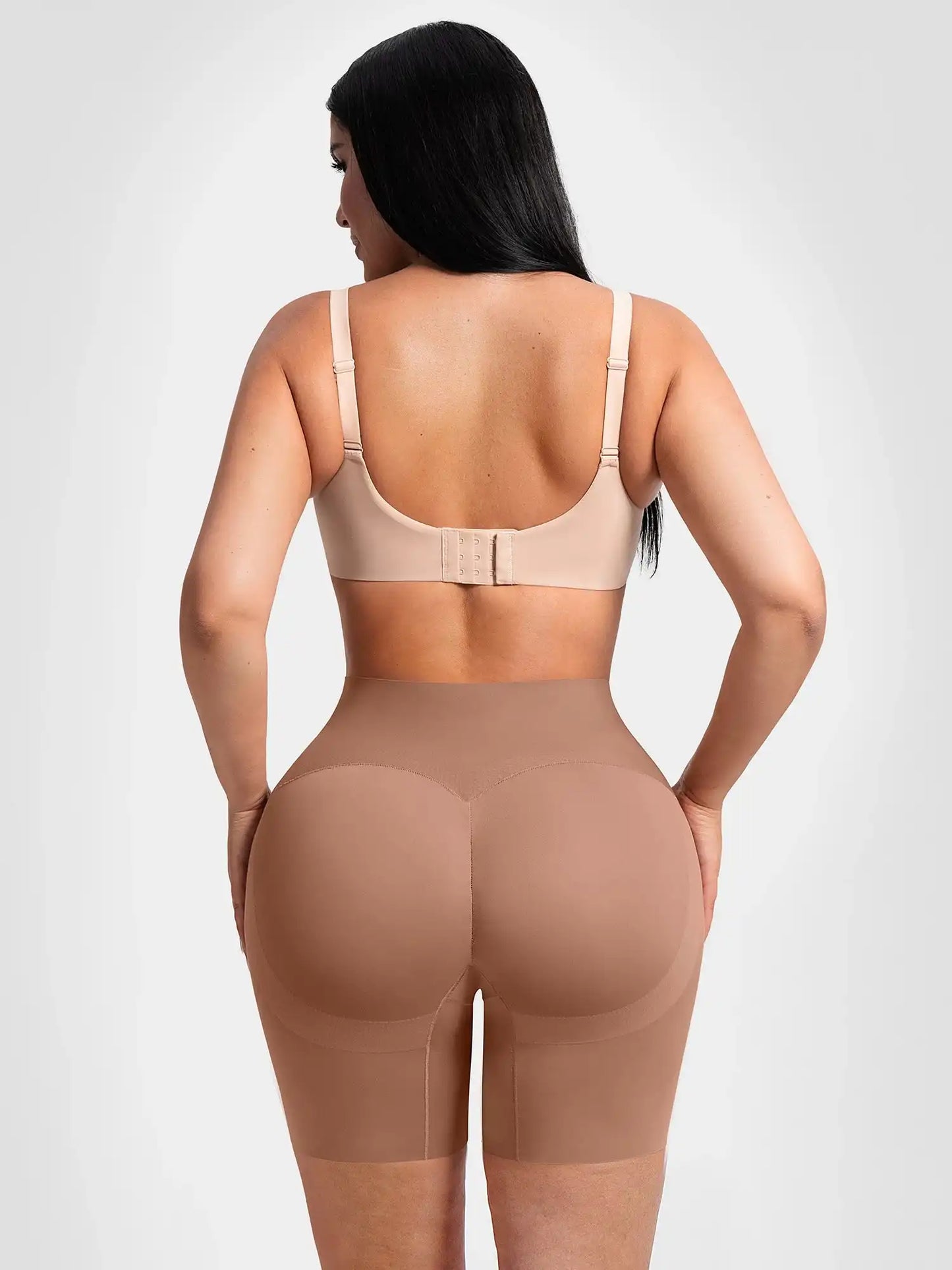 Smoothing Seamless Shorts
