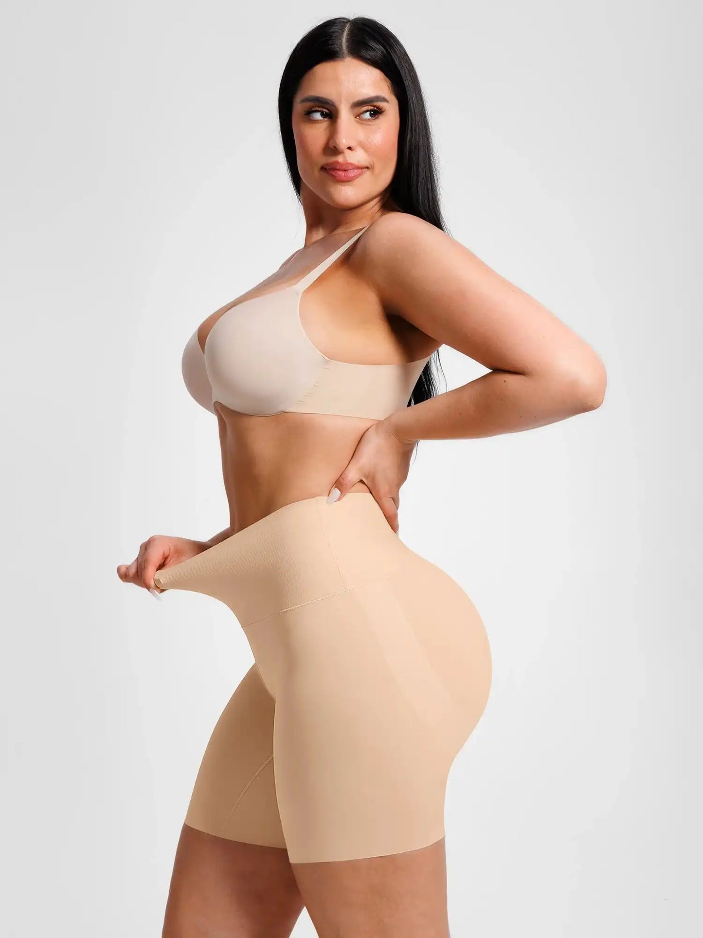 Smoothing Seamless Shorts