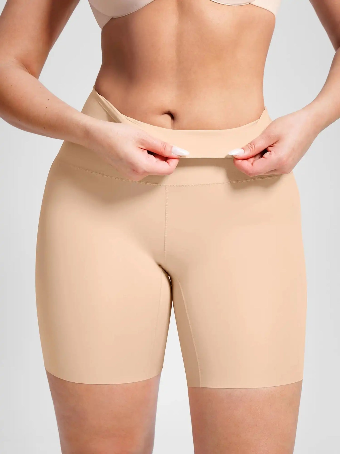 Smoothing Seamless Shorts