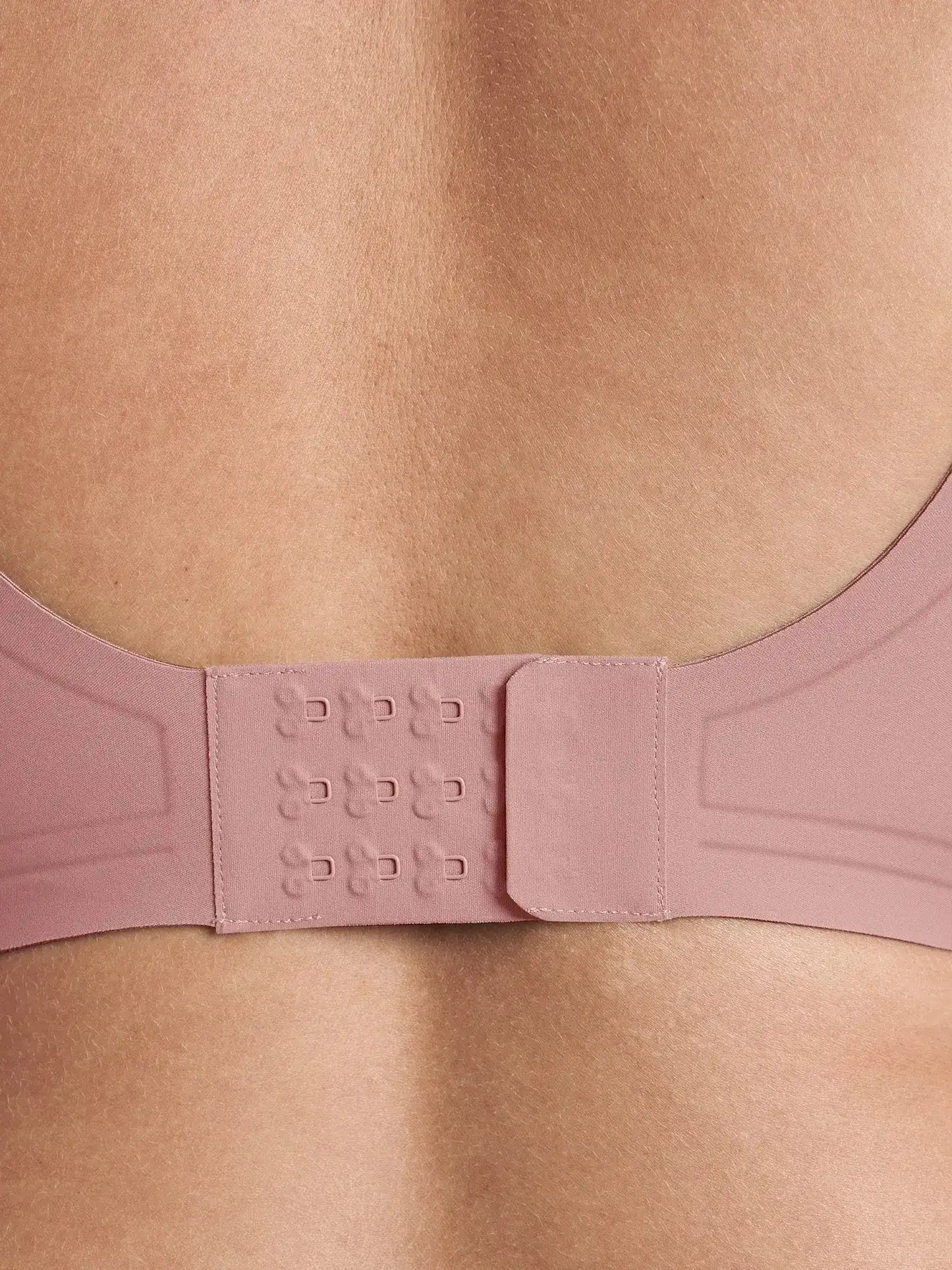 Jelly-Support Plunge Wireless Seamless Bra