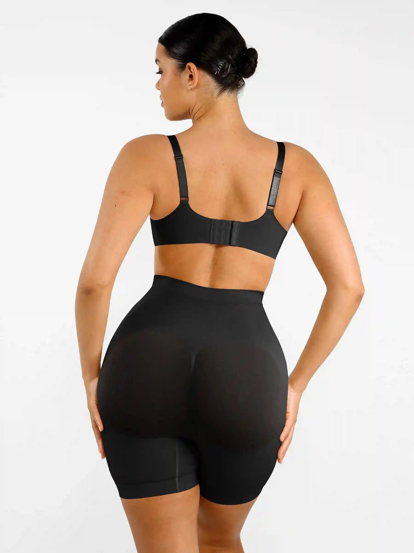 Butt-Lifting Seamless Comfort Shaping Shorts